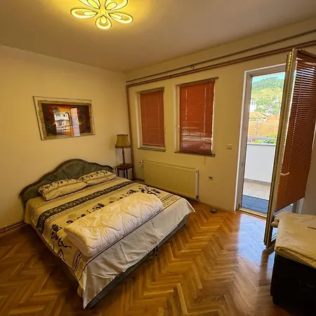 아파트 Askonak Centar