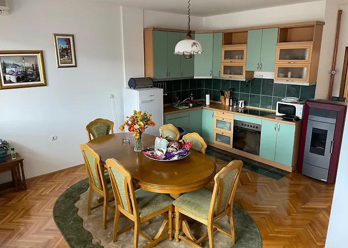 Askonak Centar شقة *